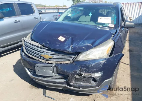 2016 Chevrolet Traverse Ls z USA, uszkodzony, nr VIN 1GNKRFED8GJ200715